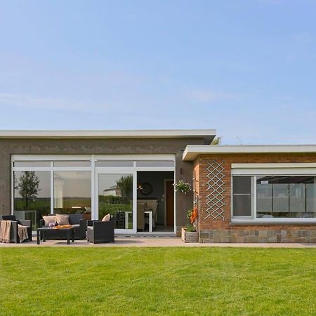 Huswell - Bungalow With Garden At 5 Minutes From The Beach Villa De Haan Buitenkant foto