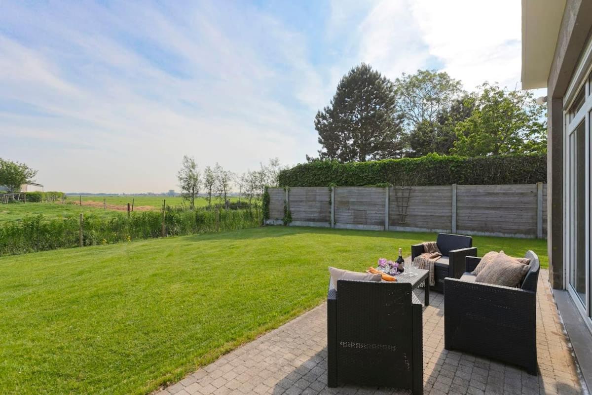 Huswell - Bungalow With Garden At 5 Minutes From The Beach Villa De Haan Buitenkant foto