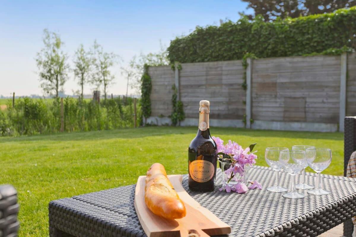 Huswell - Bungalow With Garden At 5 Minutes From The Beach Villa De Haan Buitenkant foto