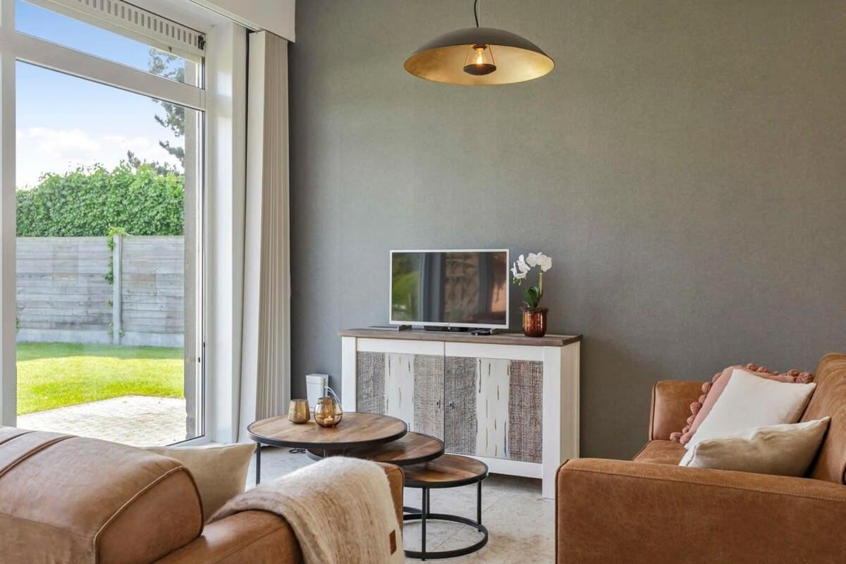 Huswell - Bungalow With Garden At 5 Minutes From The Beach Villa De Haan Buitenkant foto