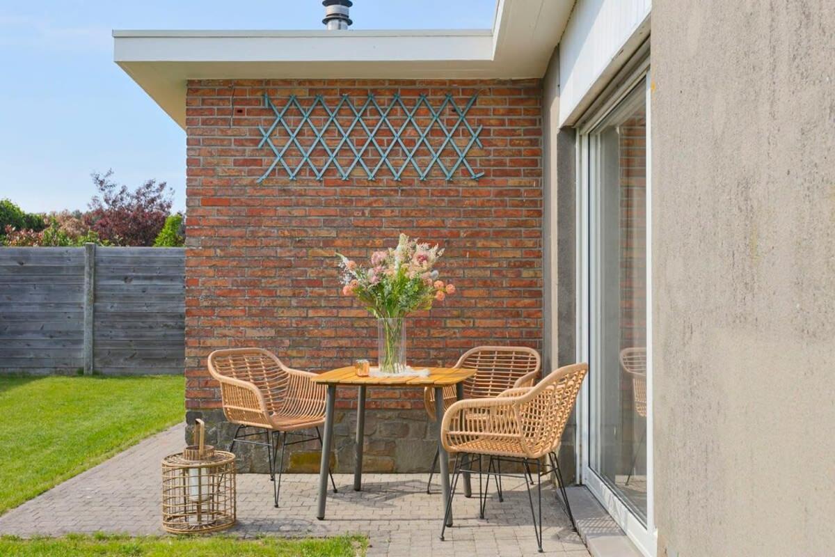 Huswell - Bungalow With Garden At 5 Minutes From The Beach Villa De Haan Buitenkant foto