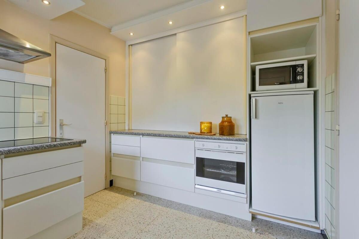 Huswell - Bungalow With Garden At 5 Minutes From The Beach Villa De Haan Buitenkant foto